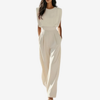 Ariia - Jumpsuit with a belt